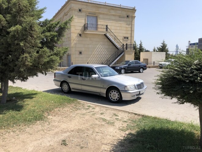 Mercedes C 180 1998, 362,000 km - 1.8 л - Bakı