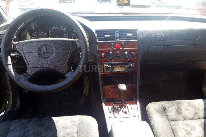 Mercedes C 180 1998, 300,000 km - 1.8 l - Bakı