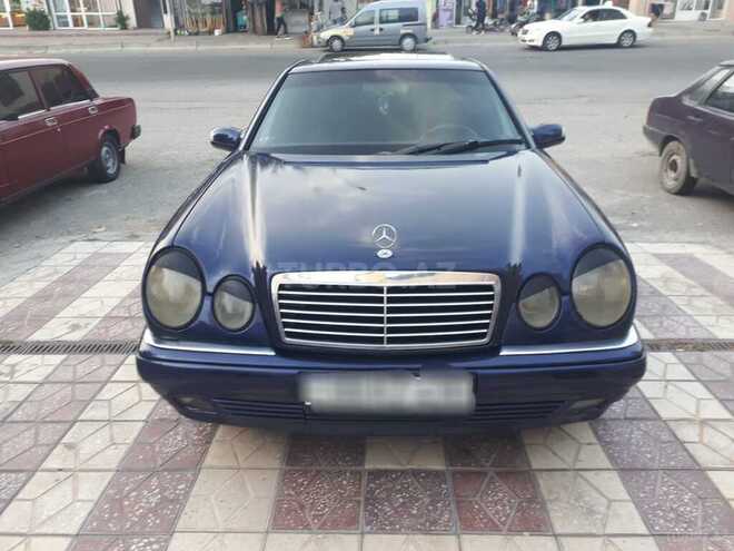 Mercedes E 240 1998, 225,000 km - 2.4 л - Bakı