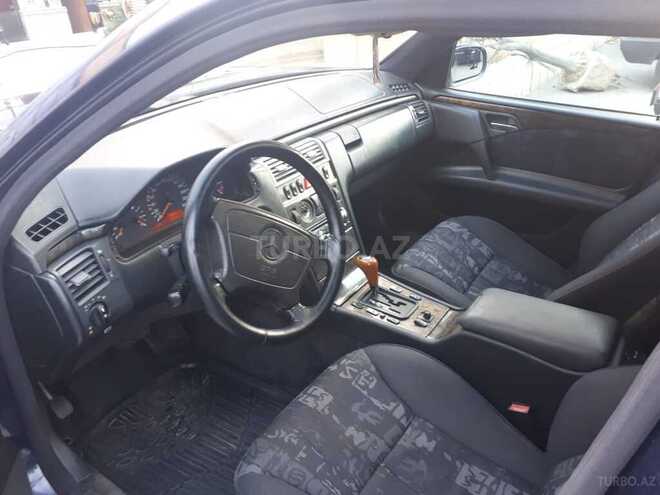 Mercedes E 240 1998, 225,000 km - 2.4 л - Bakı