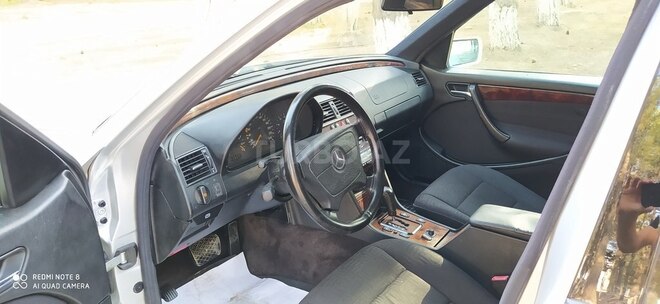 Mercedes C 180 1999, 257,000 km - 1.8 l - Sumqayıt