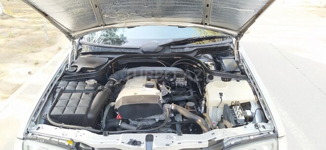 Mercedes C 180 1999, 257,000 km - 1.8 l - Sumqayıt