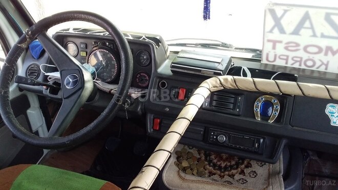 Mercedes 208 D 1992, 214,078 km - 0.3 л - Qazax