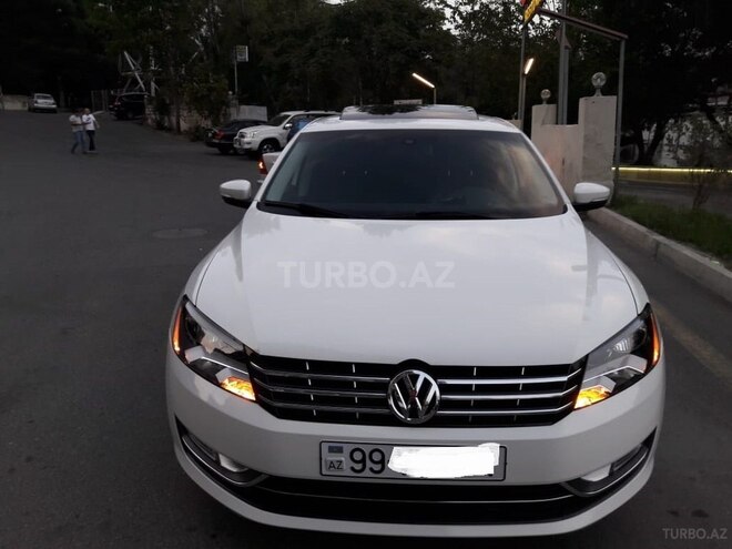 Volkswagen Passat 2015, 27,500 km - 1.8 l - Bakı