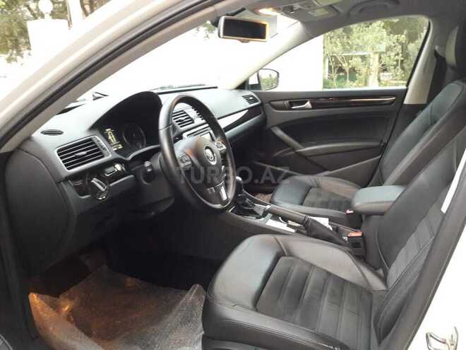 Volkswagen Passat 2015, 27,500 km - 1.8 l - Bakı