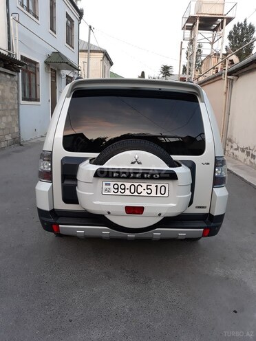 Mitsubishi Pajero 2008, 112,000 km - 3.0 l - Bakı