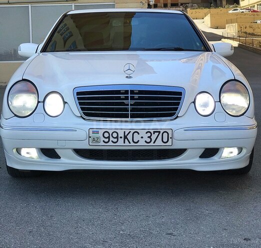 Mercedes E 240 2000, 313,081 km - 2.4 l - Bakı