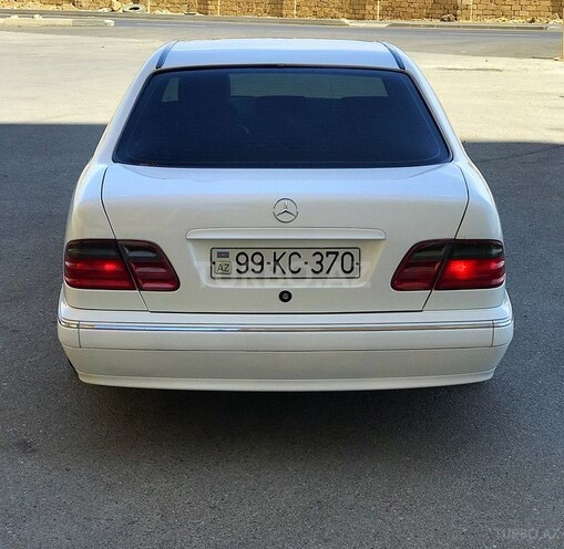 Mercedes E 240 2000, 313,081 km - 2.4 l - Bakı