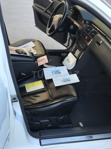 Mercedes E 240 2000, 313,081 km - 2.4 l - Bakı