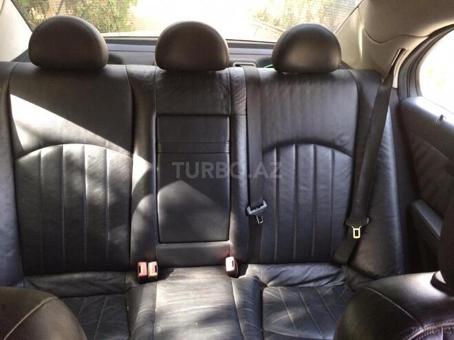 Mercedes E 220 2006, 270,000 km - 2.2 л - Bakı