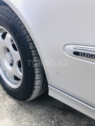 Mercedes E 220 2006, 270,000 km - 2.2 л - Bakı