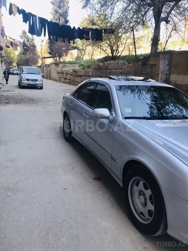 Mercedes E 220 2006, 270,000 km - 2.2 л - Bakı