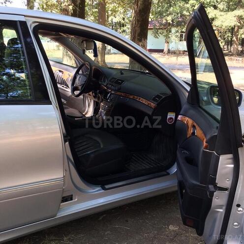 Mercedes E 220 2006, 270,000 km - 2.2 л - Bakı