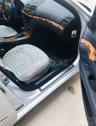 Mercedes E 220 2006, 270,000 km - 2.2 л - Bakı