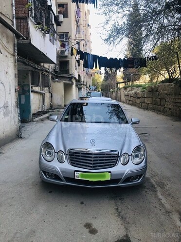 Mercedes E 220 2006, 270,000 km - 2.2 л - Bakı