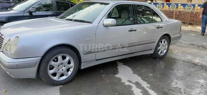 Mercedes E 240 1998, 295,000 km - 2.4 l - Bakı