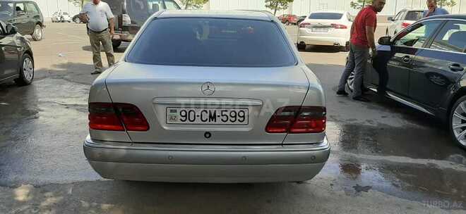 Mercedes E 240 1998, 295,000 km - 2.4 l - Bakı