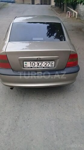 Opel Vectra 1997, 999,888 km - 1.8 л - Zaqatala