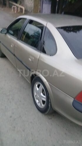 Opel Vectra 1997, 999,888 km - 1.8 л - Zaqatala
