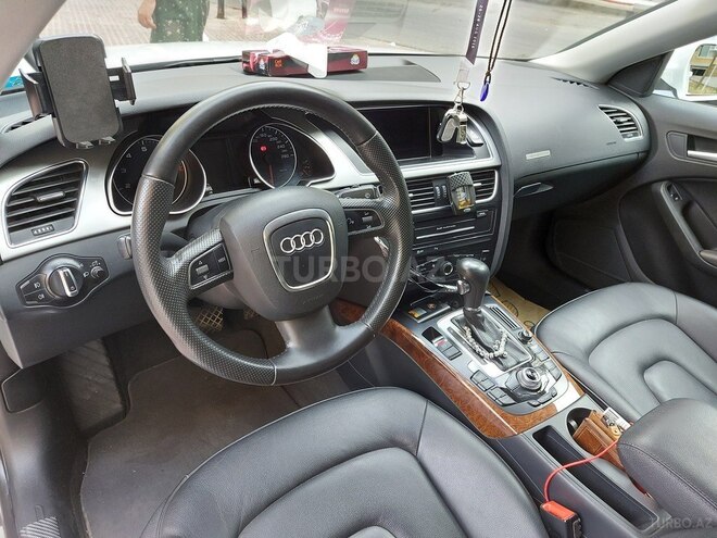 Audi A5 2011, 92,000 km - 2.0 л - Bakı