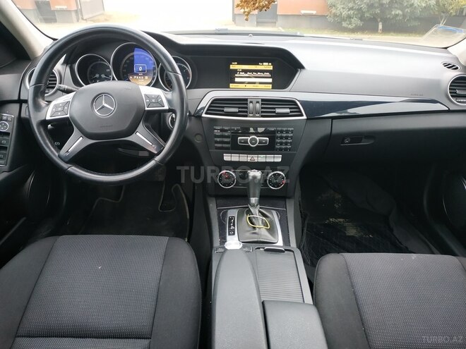 Mercedes C 200 2013, 152,000 km - 2.2 л - Gəncə