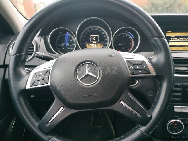 Mercedes C 200 2013, 152,000 km - 2.2 л - Gəncə