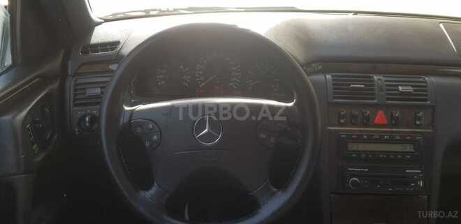 Mercedes E 320 1995, 378,000 km - 3.2 l - Bakı