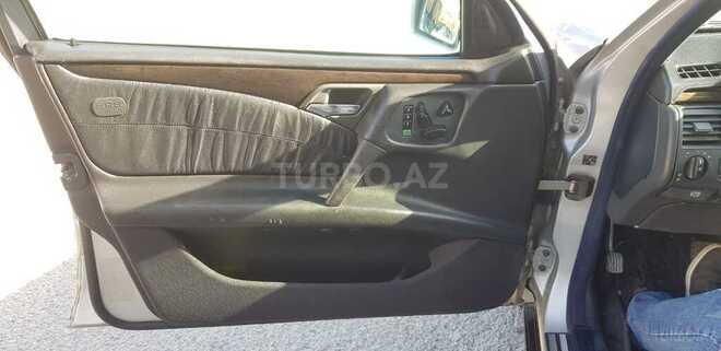 Mercedes E 320 1995, 378,000 km - 3.2 l - Bakı