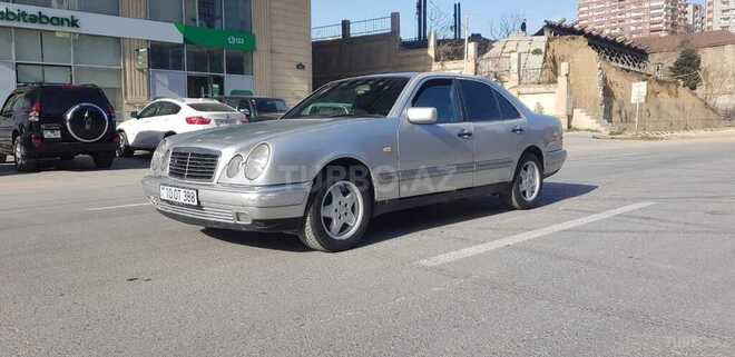 Mercedes E 320 1995, 378,000 km - 3.2 l - Bakı