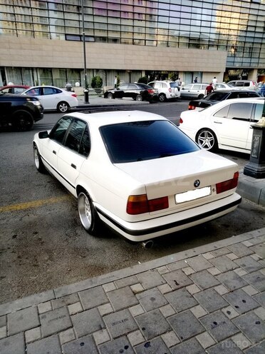BMW 520 1993, 280,000 km - 2.0 l - Bakı