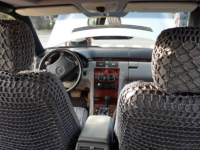 Mercedes E 240 1998, 600,000 km - 2.4 л - Saatlı