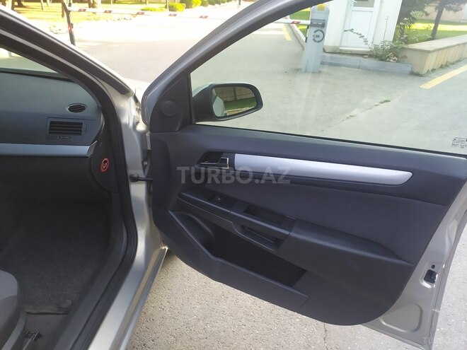 Opel Astra 2006, 149,000 km - 1.3 л - Bakı