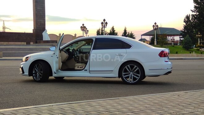 Volkswagen Passat 2017, 66,500 km - 1.8 l - Gəncə