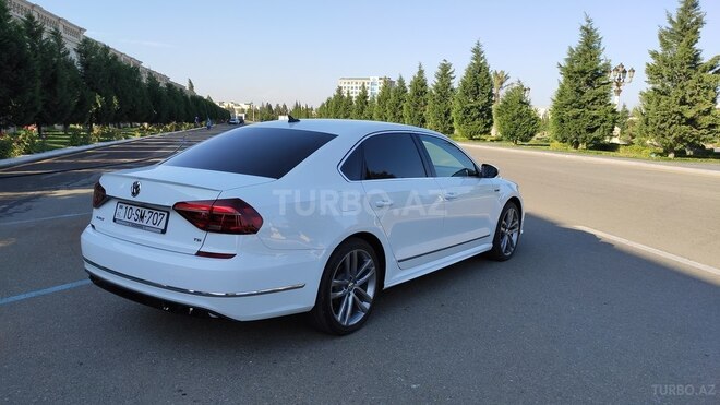 Volkswagen Passat 2017, 66,500 km - 1.8 l - Gəncə