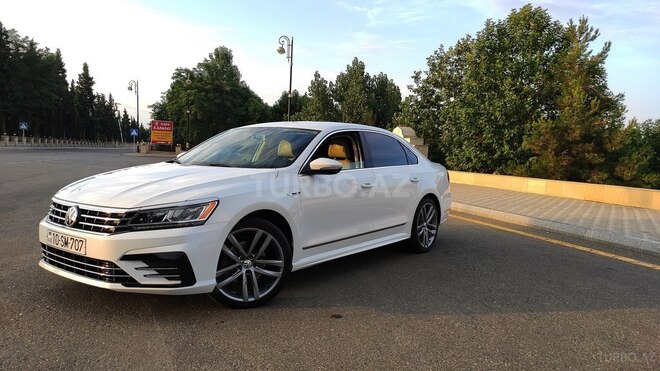 Volkswagen Passat 2017, 66,500 km - 1.8 l - Gəncə