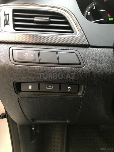 Hyundai Sonata 2015, 88,500 km - 2.4 l - Bakı