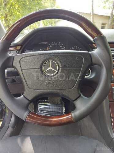 Mercedes E 240 1999, 366,000 km - 2.4 л - Bakı