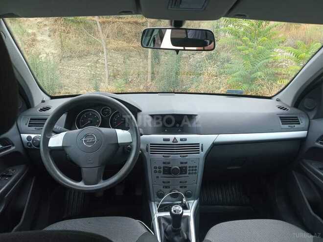 Opel Astra 2010, 250,000 km - 1.3 l - Bakı