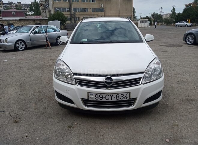 Opel Astra 2010, 250,000 km - 1.3 l - Bakı