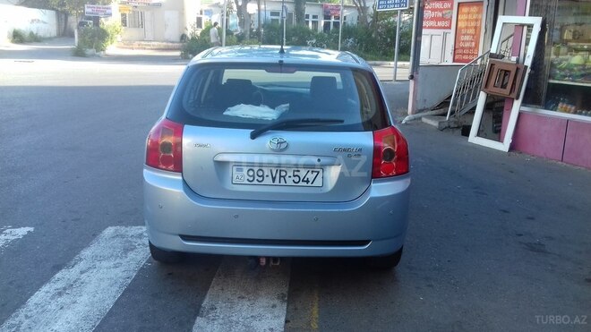 Toyota Corolla 2005, 282,000 km - 1.4 л - Bakı