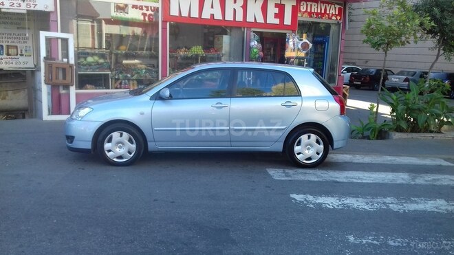Toyota Corolla 2005, 282,000 km - 1.4 л - Bakı