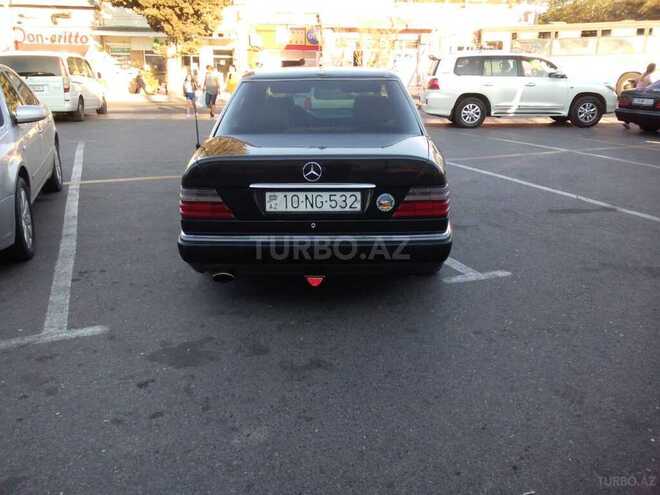Mercedes E 230 1992, 180,956 km - 2.3 l - Bakı