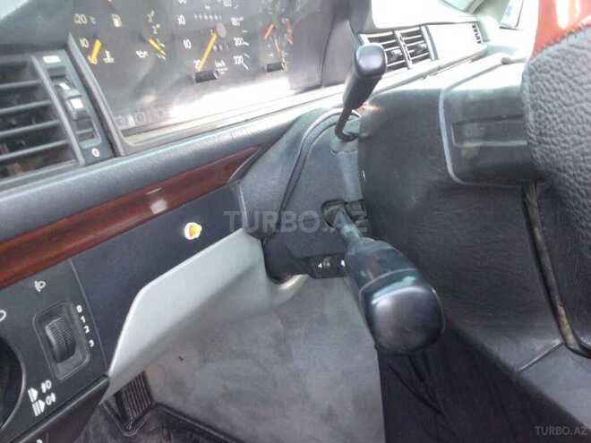 Mercedes E 230 1992, 180,956 km - 2.3 l - Bakı