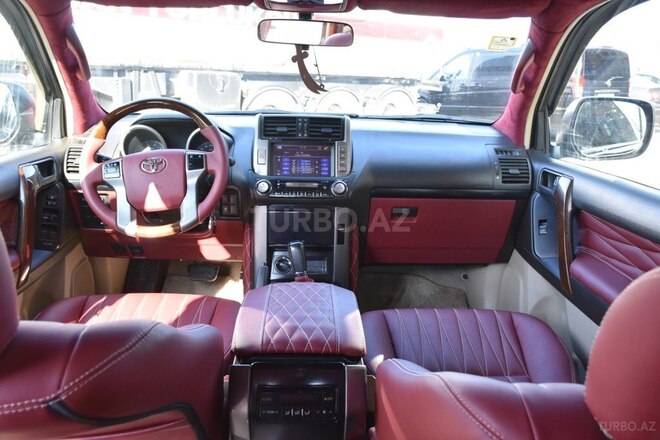 Toyota Prado 2010, 220,000 km - 2.7 л - Bakı