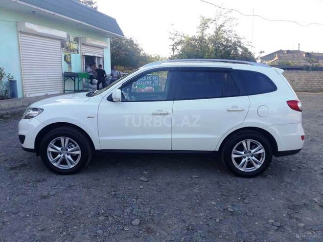 Hyundai Santa Fe 2010, 143,000 km - 2.0 л - Xudat
