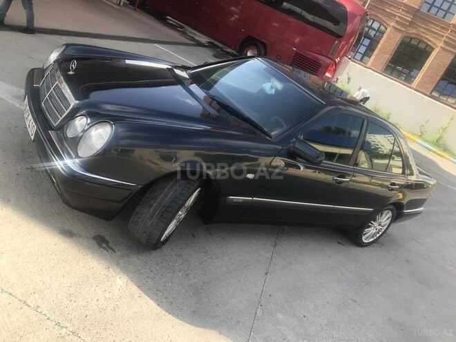 Mercedes E 230 1995, 497,000 km - 2.3 л - Bakı