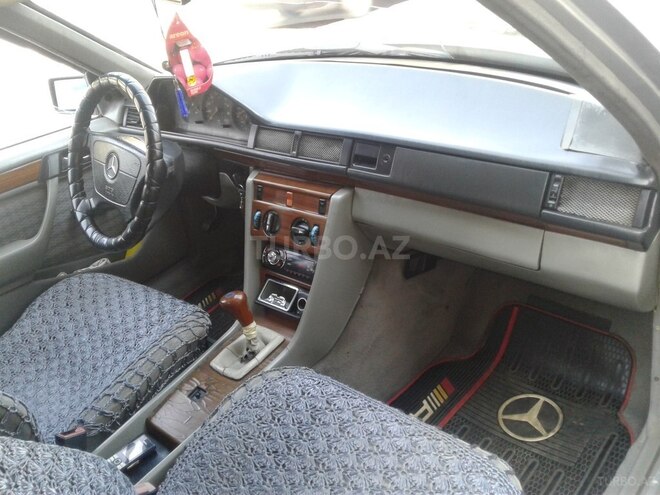 Mercedes E 200 1992, 312,131 km - 2.0 l - Xırdalan