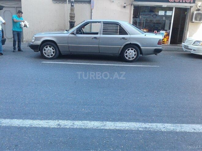 Mercedes E 200 1992, 312,131 km - 2.0 l - Xırdalan