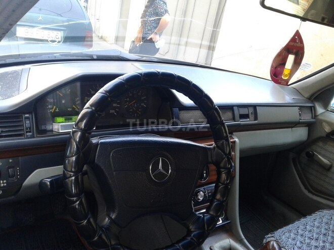Mercedes E 200 1992, 312,131 km - 2.0 l - Xırdalan