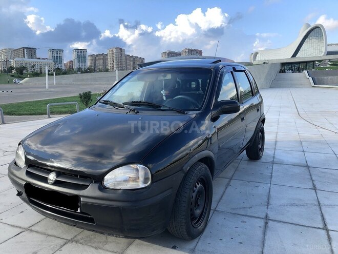 Opel Corsa 1996, 322,500 km - 1.4 l - Bakı